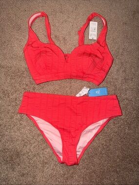Cupshe Coral Textured Underwire Bikini Set